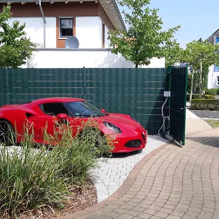 Haus Bzw Ebenerdiges Chalets Holiday home *